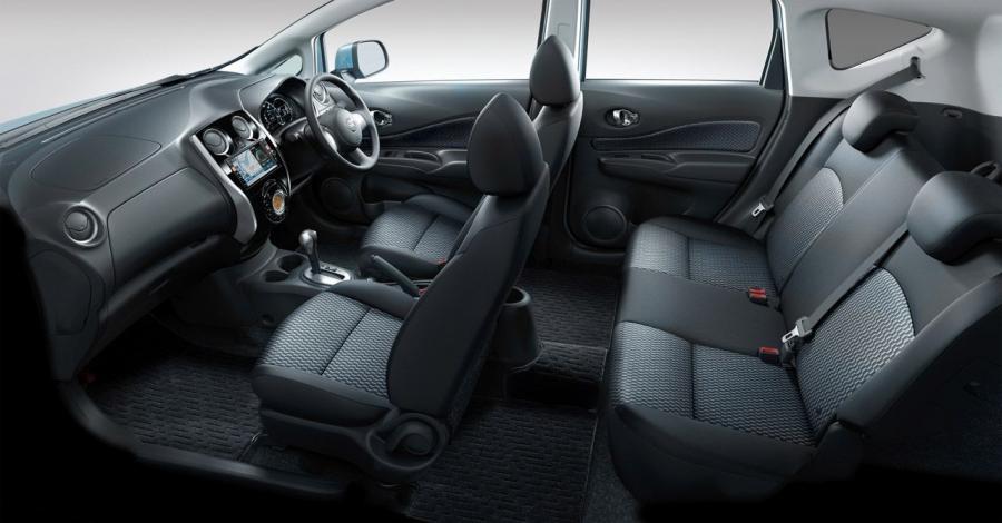  Nissan Note 2013 года  (фото 3 из 39)